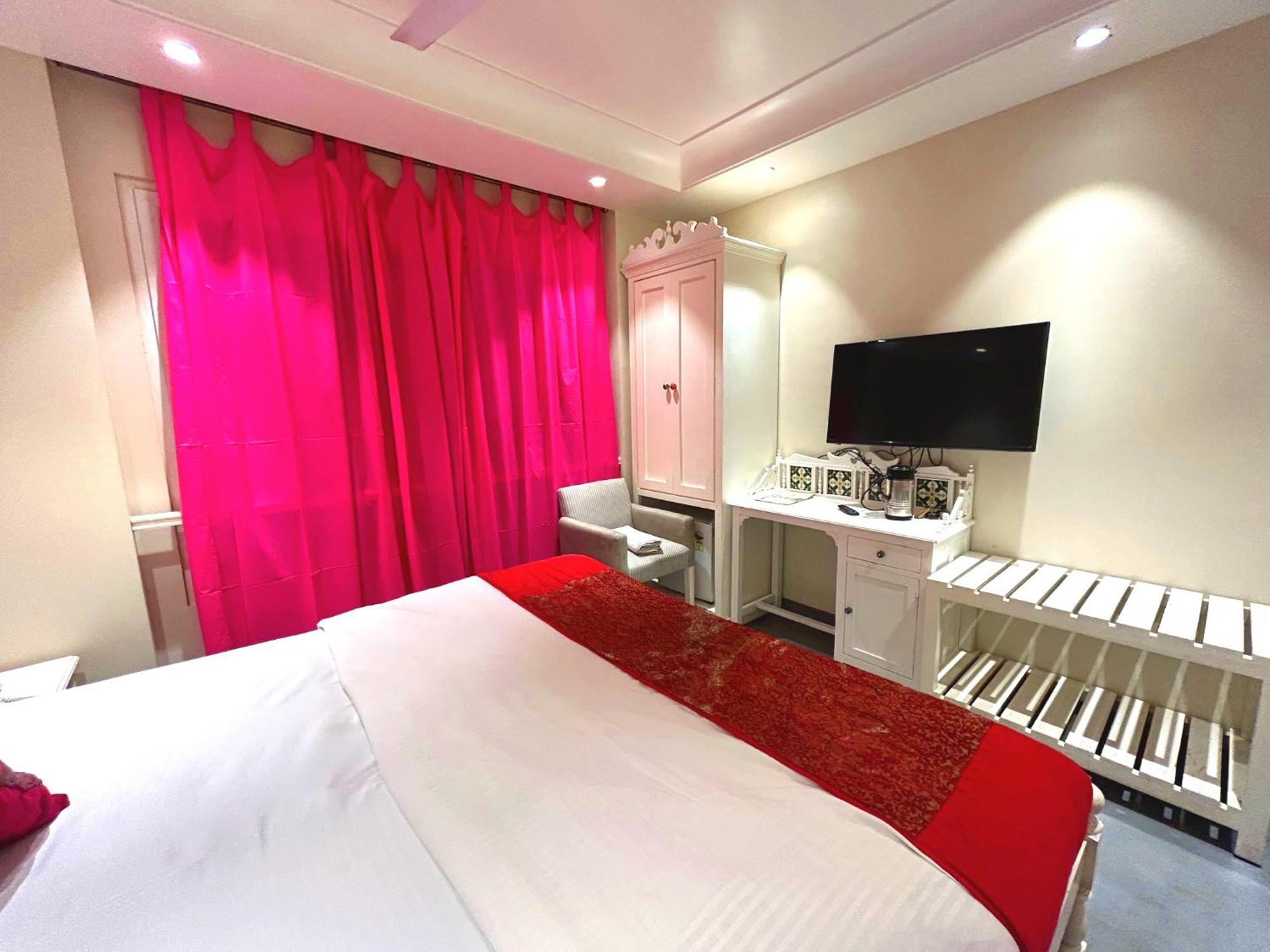 The Pinky Villa - Heritage Boutique Suites Nové Dillí Exteriér fotografie