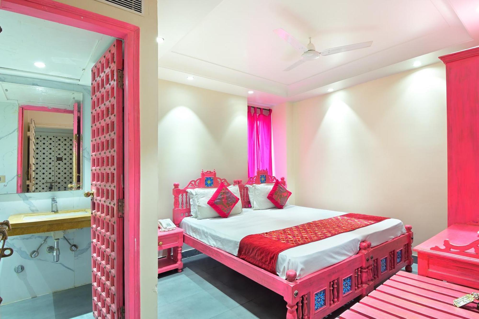 The Pinky Villa - Heritage Boutique Suites Nové Dillí Exteriér fotografie
